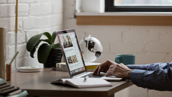 Efektif Bekerja Dengan Metode Work From Home